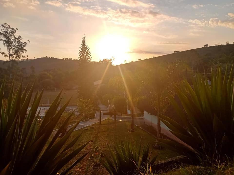 Hotel Fazenda Aldeia Do Vale Жакареи Экстерьер фото